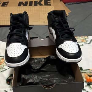 Jordan Black, gray and White High-Tops